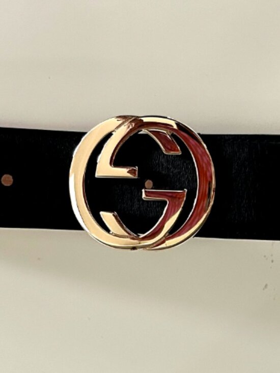 Authentic Gucci Black Smooth Leather Interlocking GG Gold Buckle Belt 80/32 main image 6